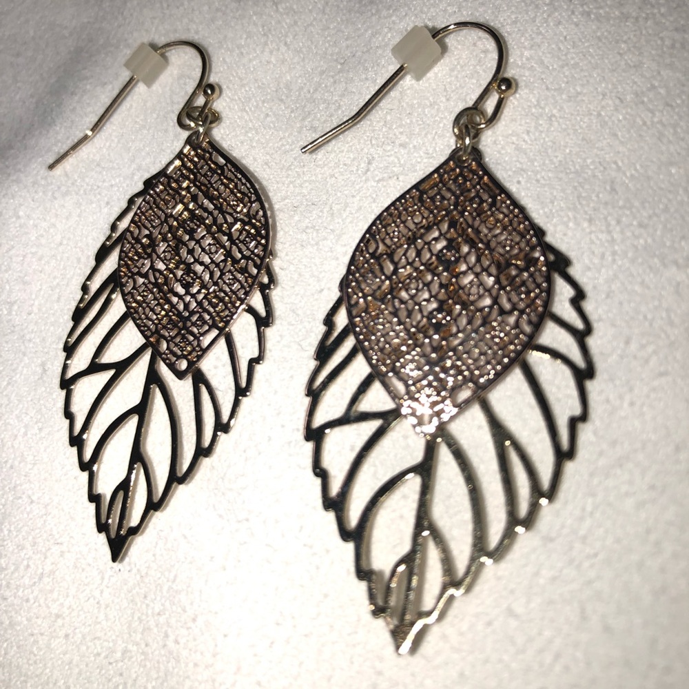 LAYERED LEAVES Rose Gold Tone Dangling Statement‎ Earrings